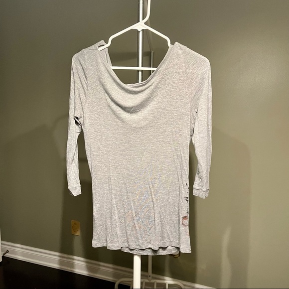 3/4 sleeve grey print t-shirt - Picture 3 of 4